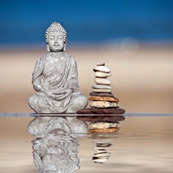 Buddha im Wasserspiegel